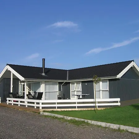 Cozy Home In Otterup With Wifi